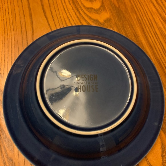 Crate and barrel Soup/Salad bowls - Picture 2 of 3